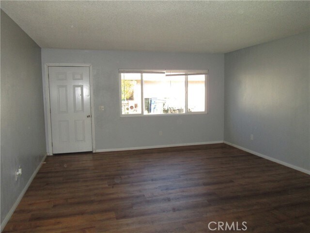 Building Photo - 10674 Kiowa Rd