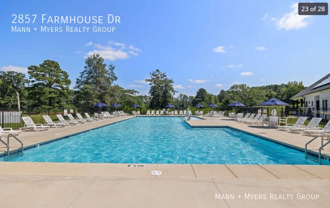 Building Photo - 2857 Farmhouse Dr