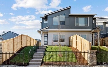 Building Photo - Brand New & Beautiful ! Holt Home-3 BR 2....
