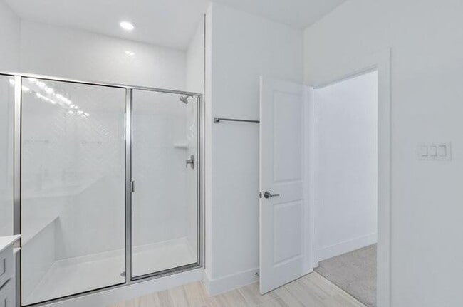 Building Photo - 1955 Settlers Glen Dr