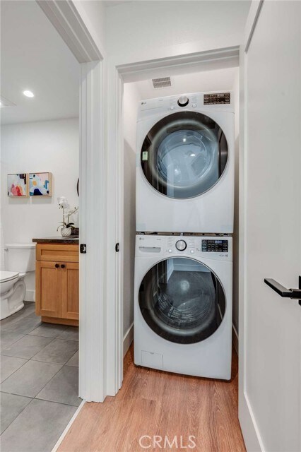 Building Photo - 127 E Foothill Blvd