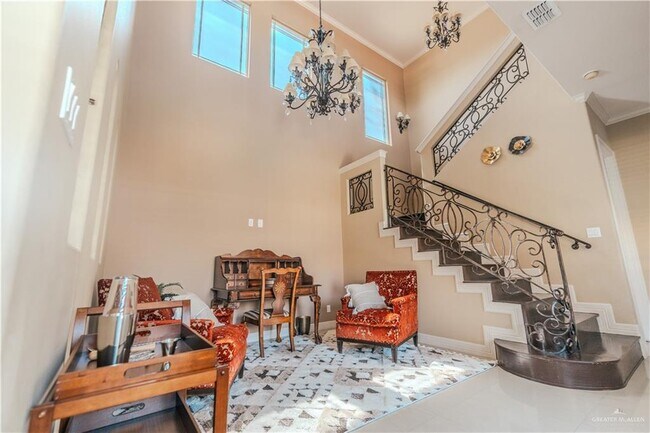 Building Photo - 45 Monroe Ave