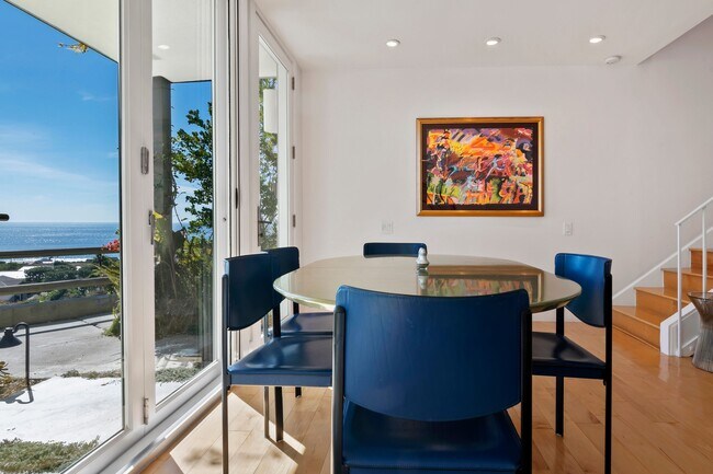 Building Photo - 6240 Tapia Dr