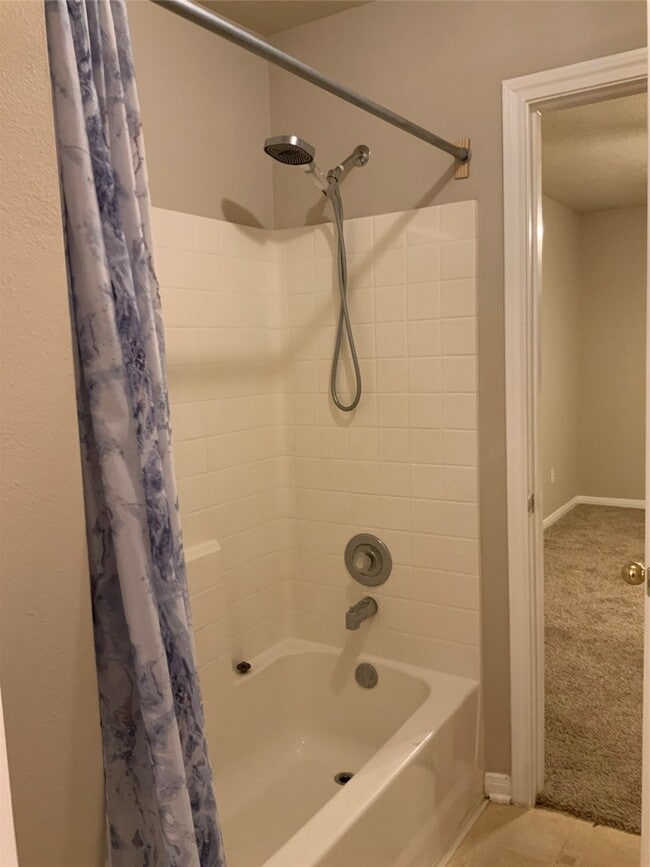 Building Photo - 1804 Arbor Glen