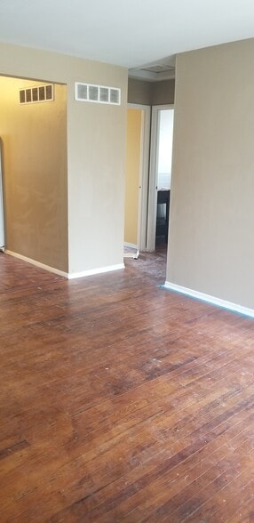 Building Photo - 10114 Douglas Ct