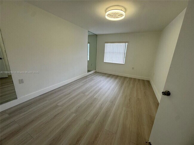 Building Photo - 11291 SW 88th St