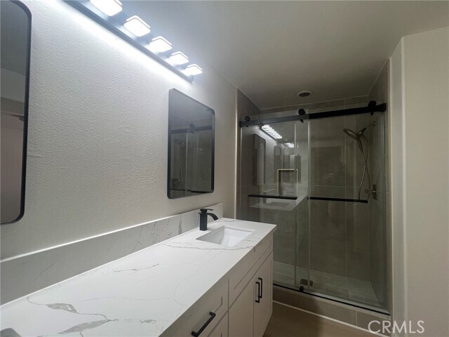 Building Photo - 149 Topaz