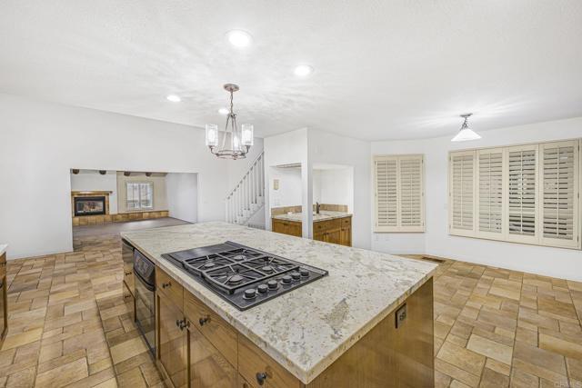 Building Photo - 28720 Sandhurst Way