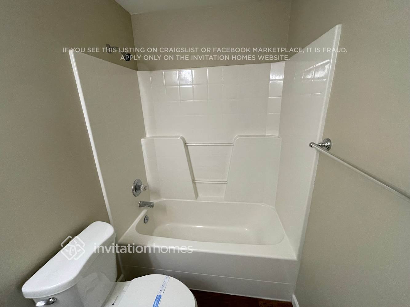 Building Photo - 227 99th Dr SE