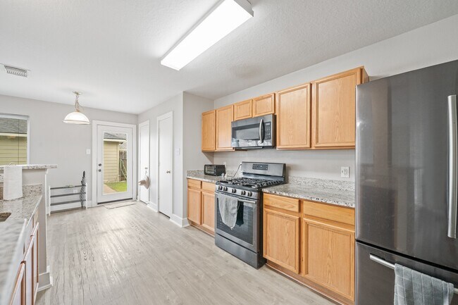 Building Photo - 20931 Walder Ct