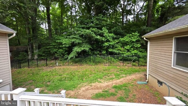 Building Photo - 2725 Vivians Way