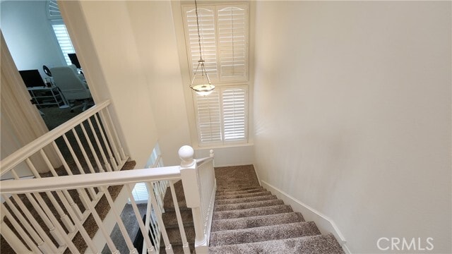 Building Photo - 580 N Pageant Dr