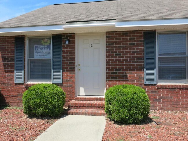 Building Photo - 140 Lanier Dr