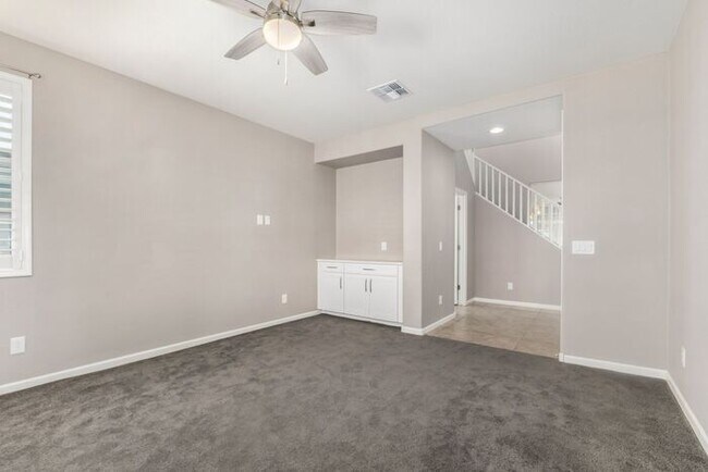 Building Photo - Beautiful Gilbert home located in the desirable Windhaven community!