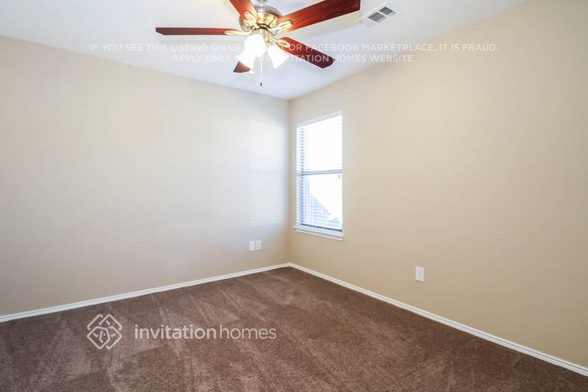 Building Photo - 3878 Pinebluff Ln