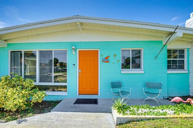 Building Photo - 103 Essex Dr