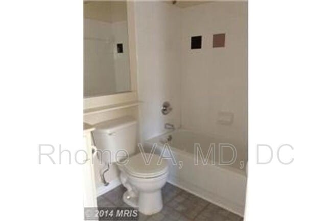 Building Photo - 21809 Jarvis Square