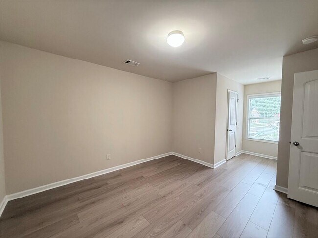 Building Photo - 1610 Apple Blossom Dr