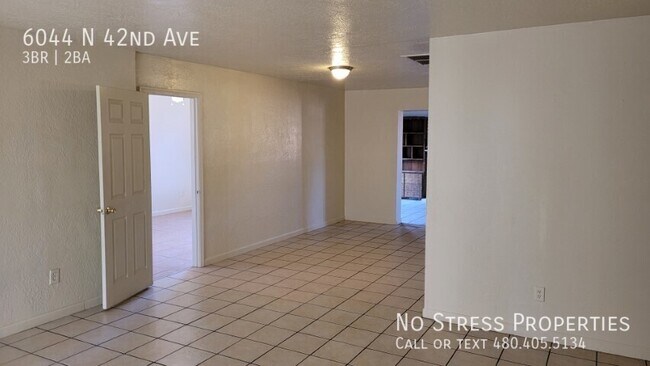 Building Photo - 6044 N 42nd Ave