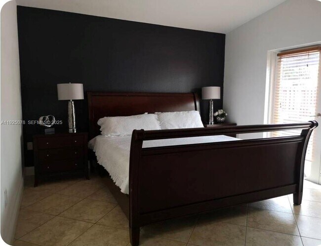 Building Photo - 13817 SW 154th St