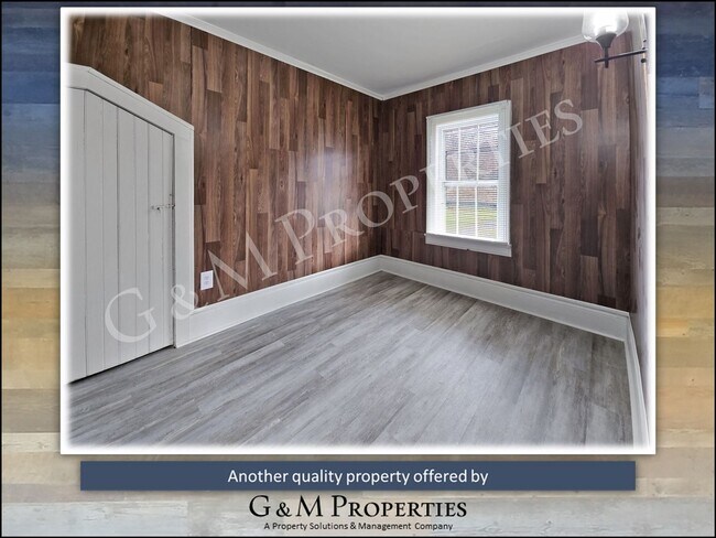 Building Photo - 139 S Main St