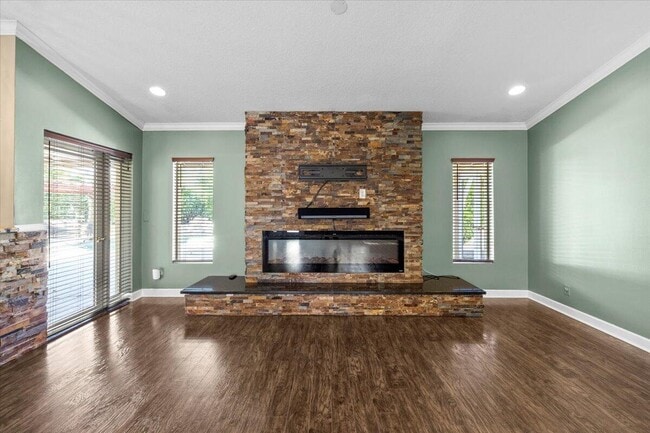 Building Photo - 5434 NW 87th Terrace