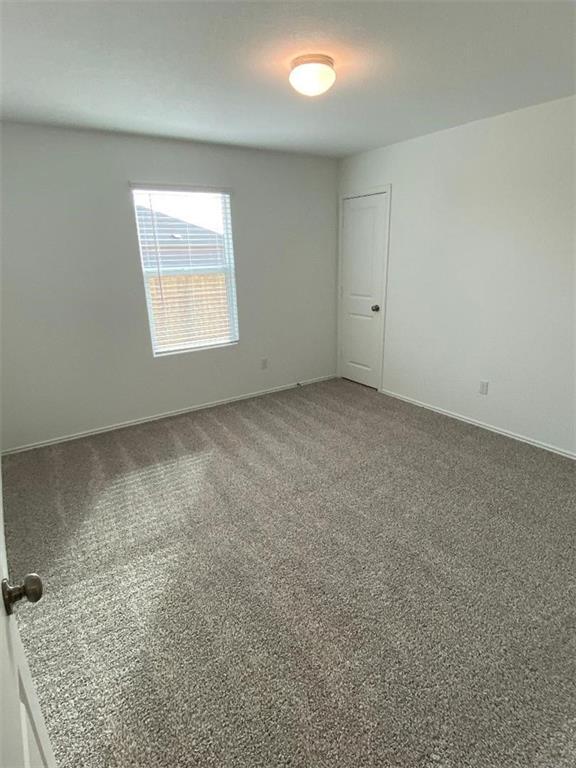 Building Photo - 215 Chickasaw Ln