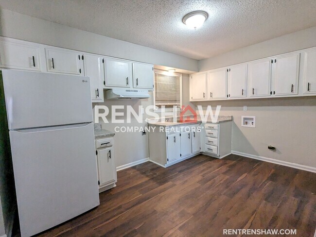 Building Photo - Half Off First Full Month of Rent With App...