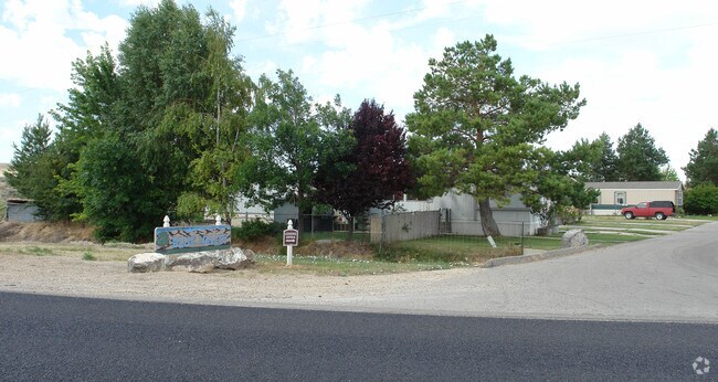 Building Photo - Blue Valley MHP