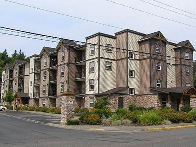 Building Photo - 1 Bedroom 1 Bath With Washer Dryer at Cypr...