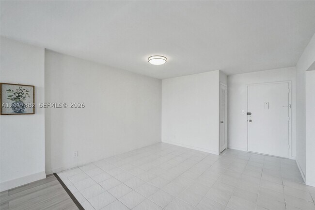 Building Photo - 1600 S Ocean Dr