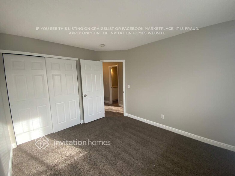 Building Photo - 19815 E Villanova Dr