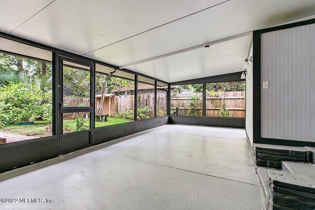 Building Photo - 4548 French St