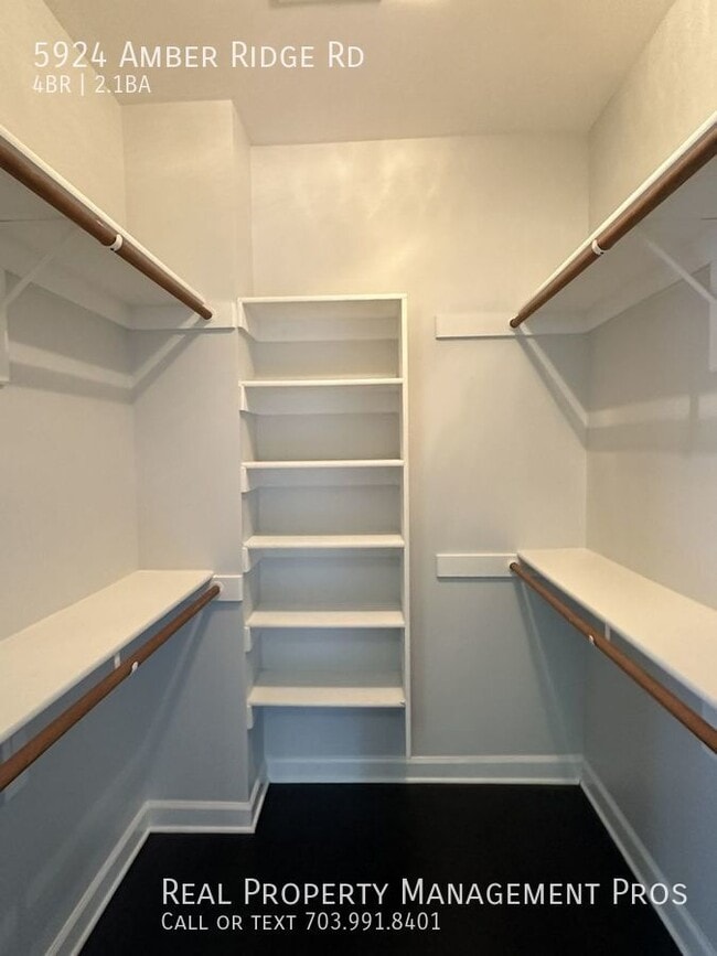 Building Photo - 5924 Amber Ridge Rd