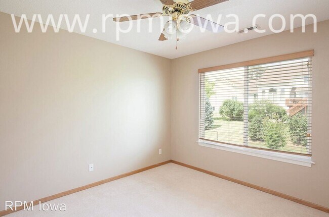 Building Photo - 4 br, 2.5 bath House - 6400 Stanmore Court