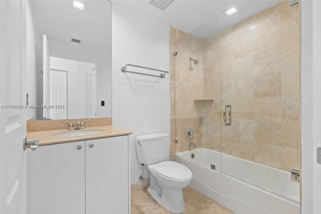 Building Photo - 1745 E Hallandale Beach Blvd