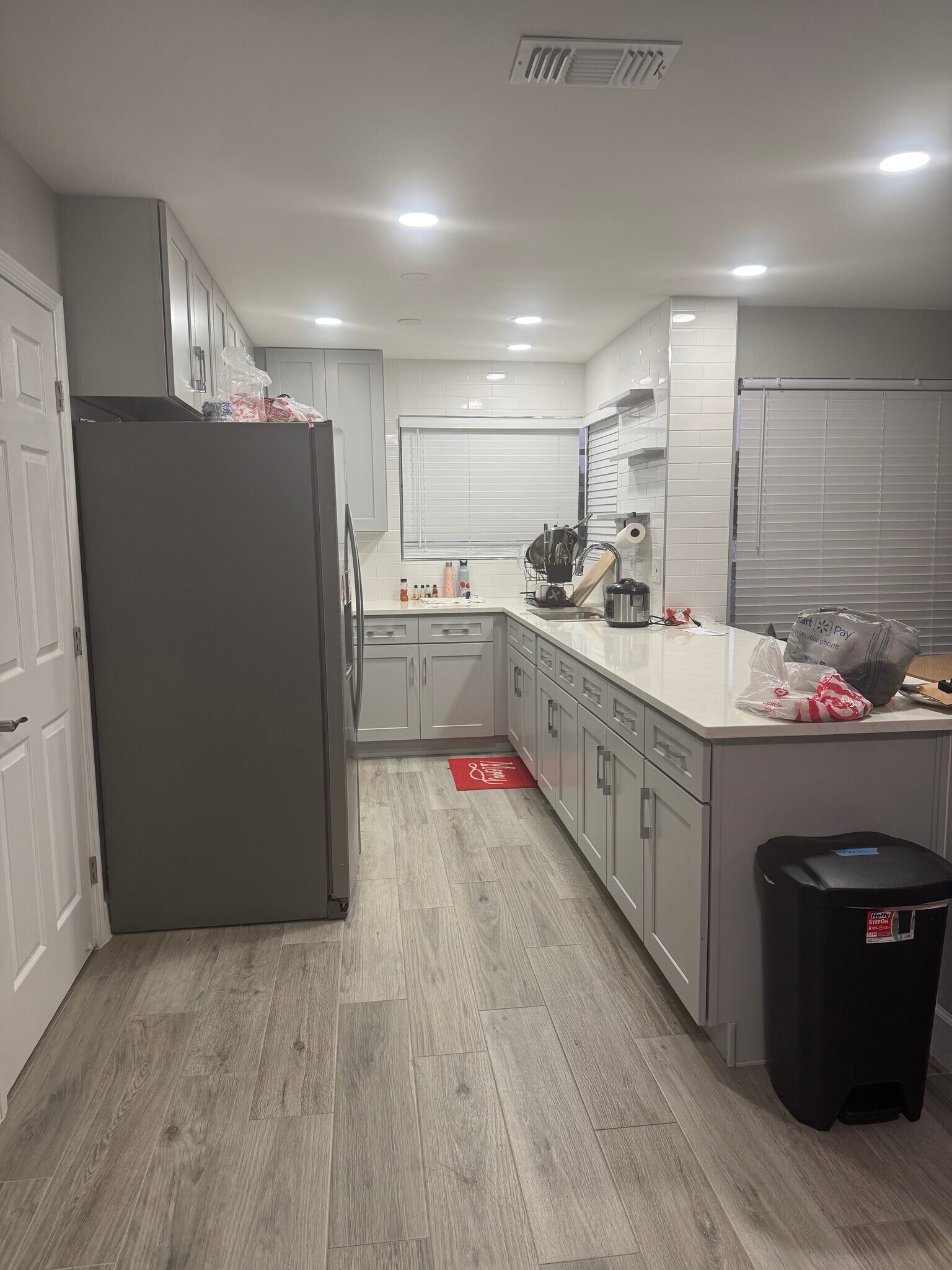 KITCHEN - 7302 Ivory Way