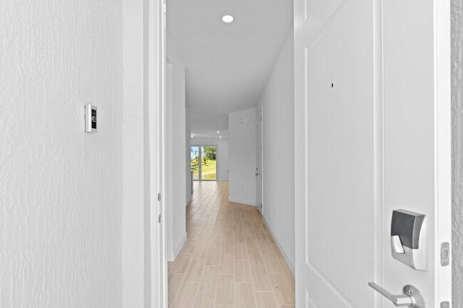 Building Photo - 5807 Shining Sea Ct