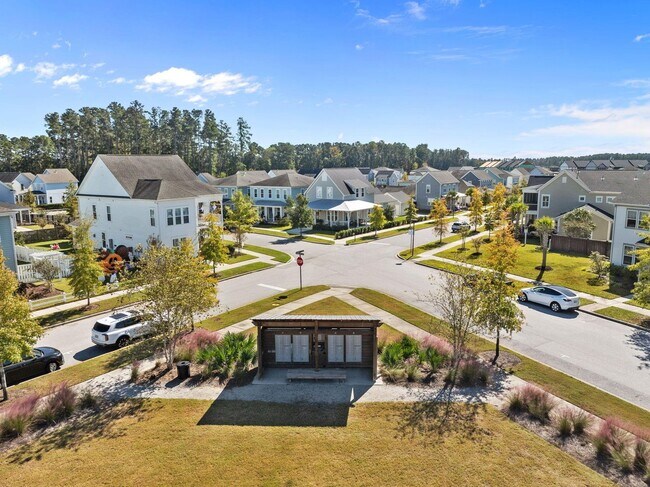 Building Photo - Stunning 3 Bedroom Home in Nexton~