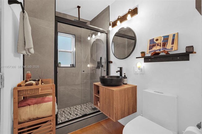 Building Photo - 274 NW 43rd St