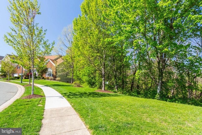 Primary Photo - 400 Long Trail Terrace