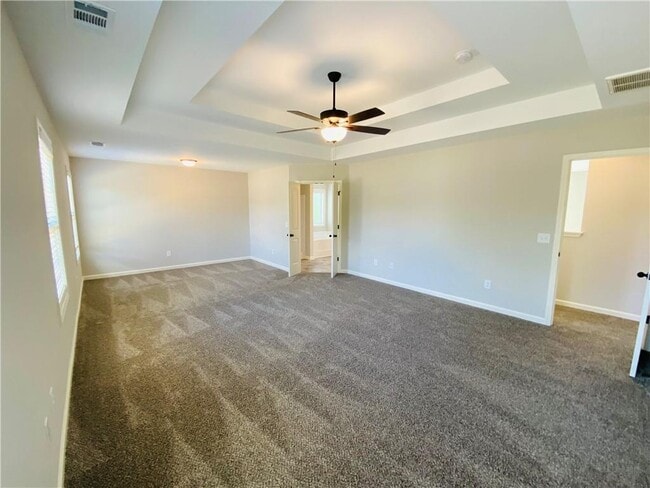 Building Photo - 1825 Miller Lake Dr