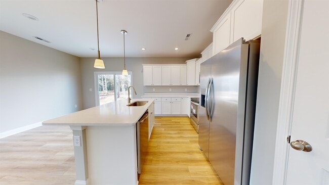 Building Photo - 1032 Moen Lp