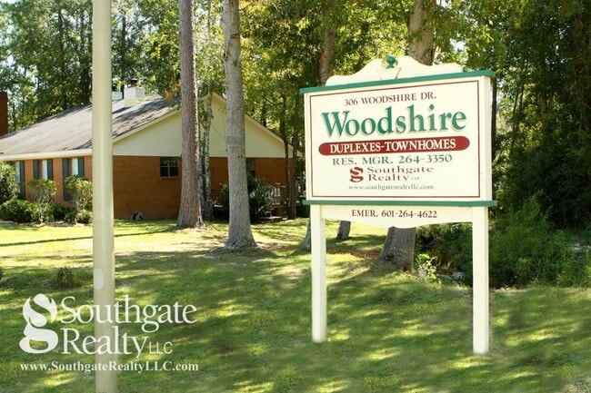 Building Photo - Woodshire Duplexes & Townhomes
