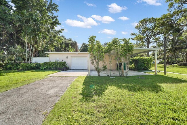 Building Photo - 6445 SW 46th Terrace