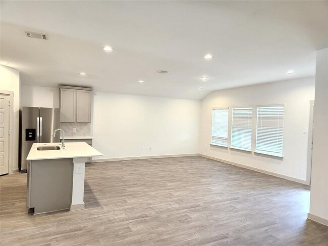 Building Photo - 318 Serena Pk Ln