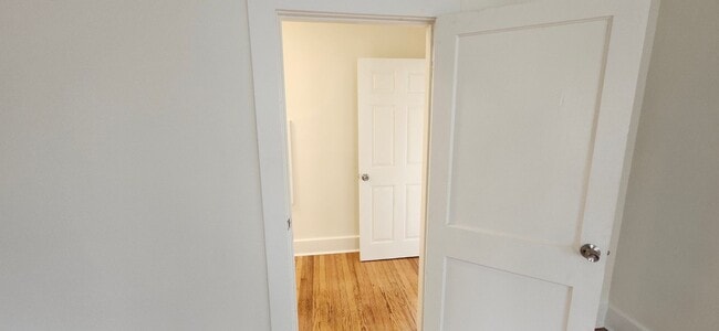 Building Photo - 4 bedroom home in Midtown Columbus