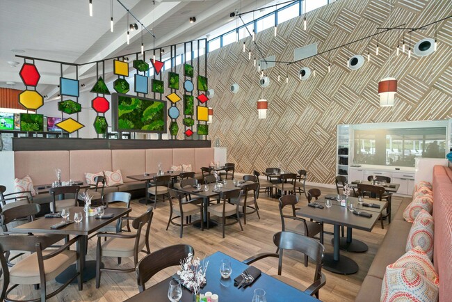 Building Photo - 6204 Celadon Cir