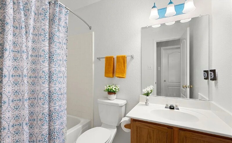 Building Photo - 3912 Haleys Way