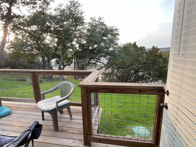 Building Photo - 905 Roadrunner Spur